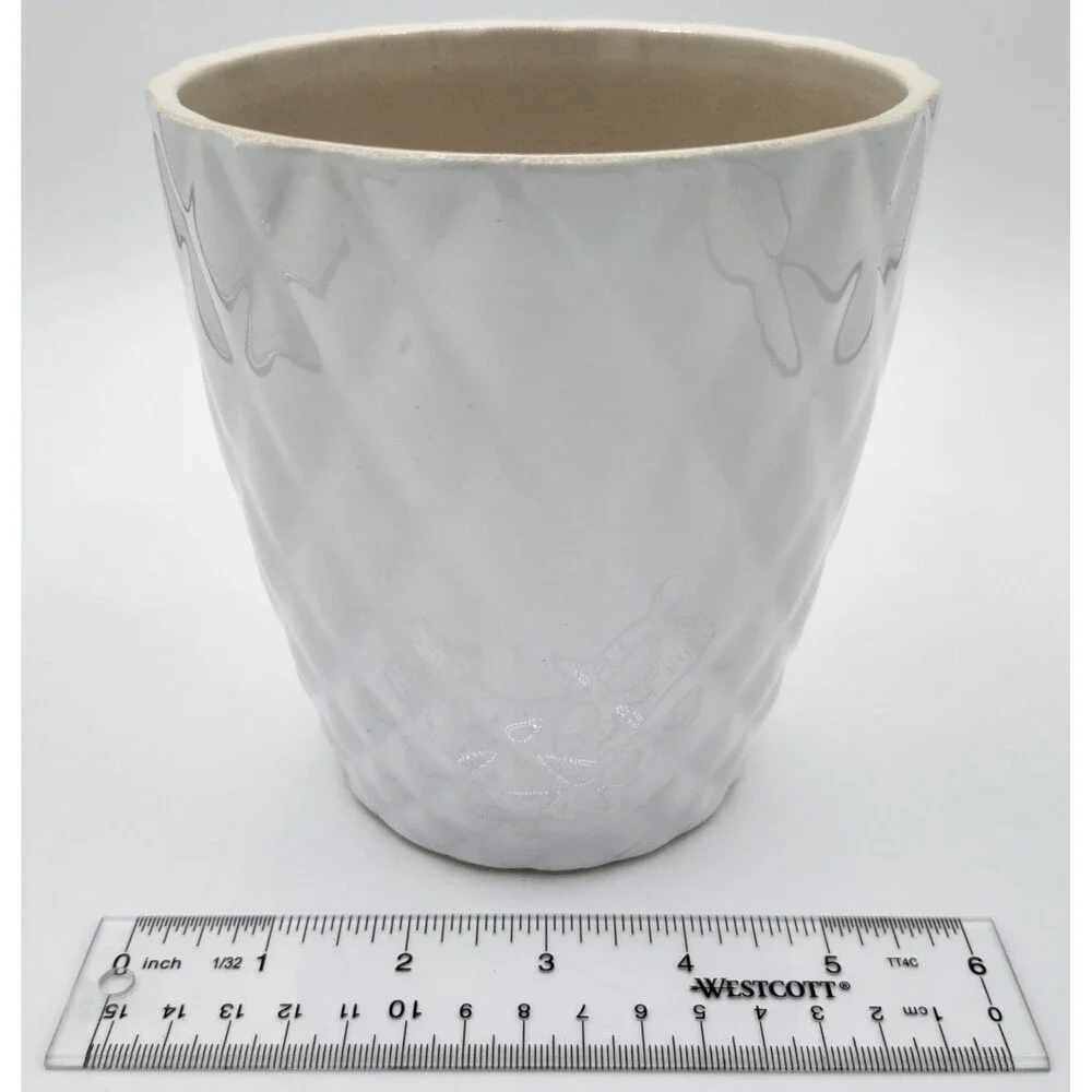 White Quilted Diamond Pattern Pot